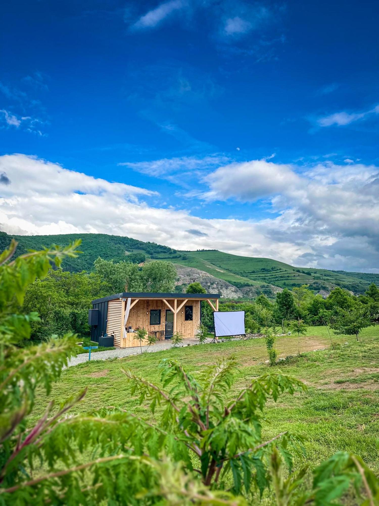 Kubiq Transalpina Villa Petresti Dış mekan fotoğraf
